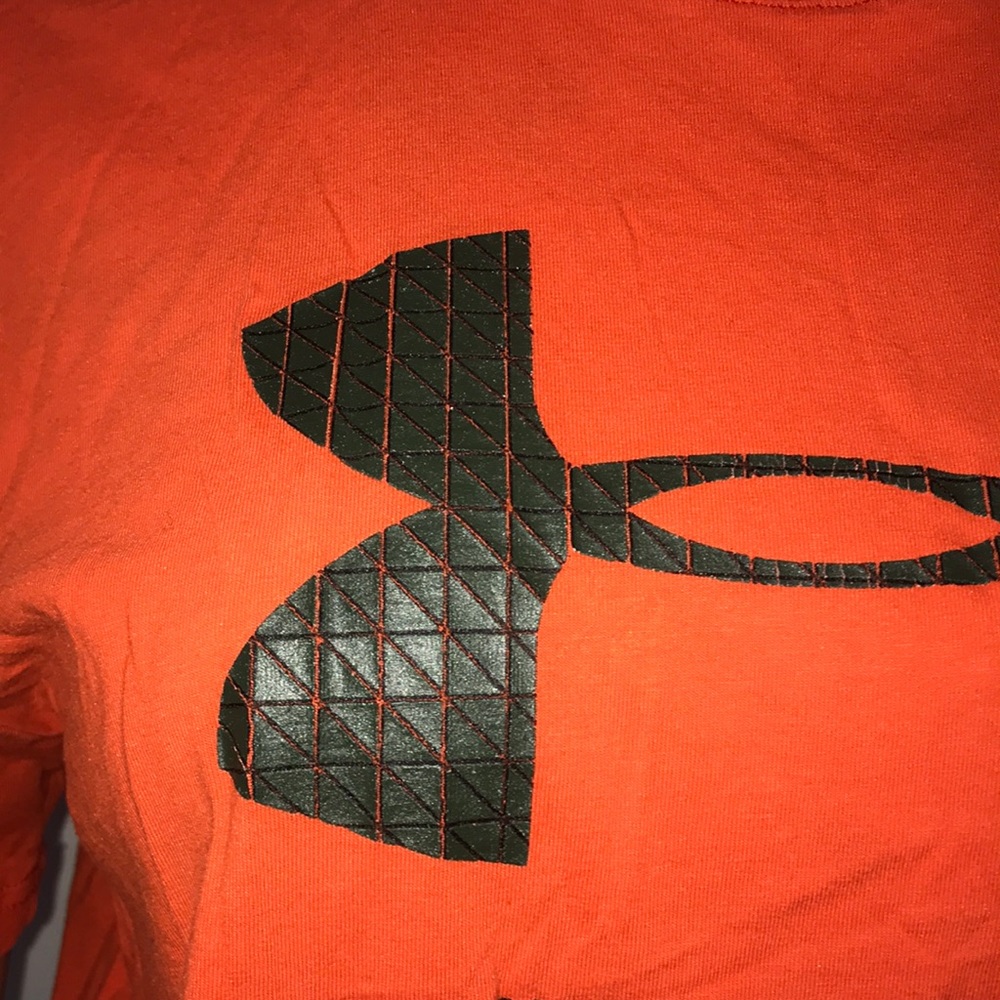 Under Armour T-Shirt Size Small - Picture 4 of 7